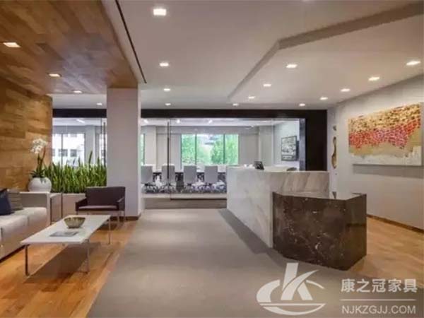 康(kang)冠(guan)推(tui)薦金(jin)螎(rong)服務(wù)公(gong)司辦公(gong)傢具案(an)例