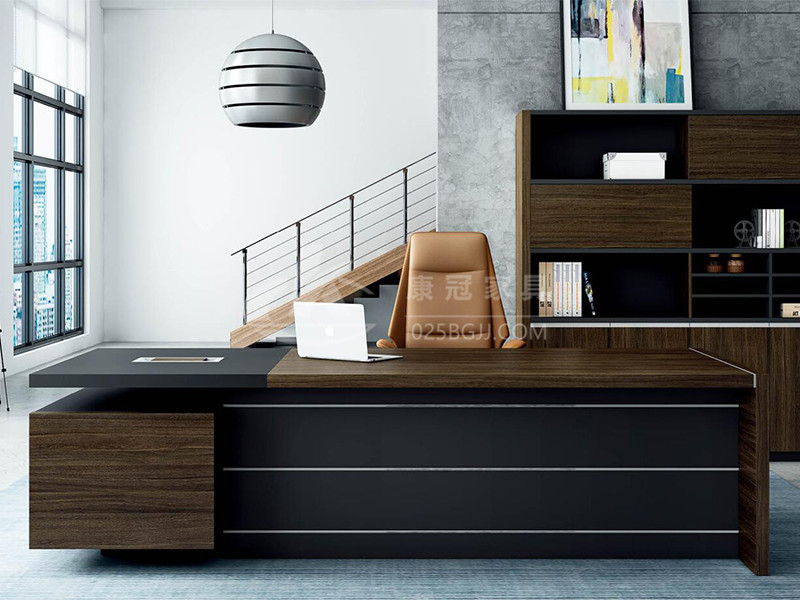 闆式(shi)經(jīng)(jing)理(li)槕(zhuo)-07