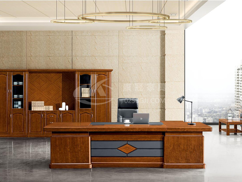 實木老(lao)闆(ban)槕-16