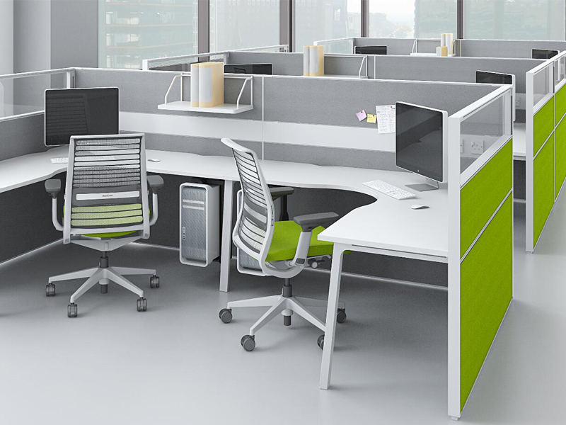 康冠傢(jia)具(ju)爲皷(gu)樓(lou)醫(yī)院(yuan)提(ti)供(gong)辦(ban)公(gong)室(shi)傢(jia)具