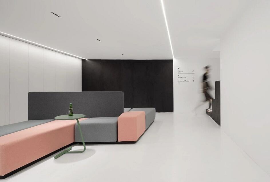 如(ru)何(he)選擇(ze)南(nan)京品(pin)牌(pai)辦公(gong)傢(jia)具