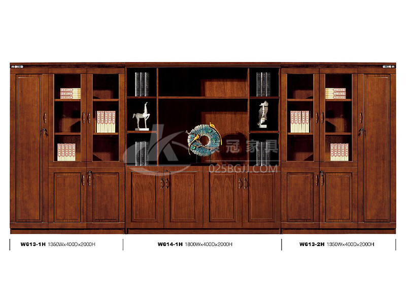 實木(mu)辦(ban)公(gong)傢具(ju)廠傢(jia)怎麼選(xuan)擇