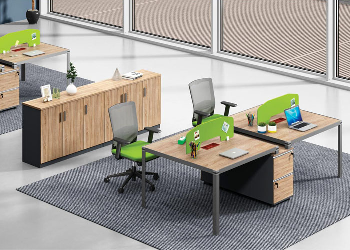 辦(ban)公室(shi)裏的(de)辦(ban)公傢(jia)具的(de)擺放大有講(jiang)究(jiu)