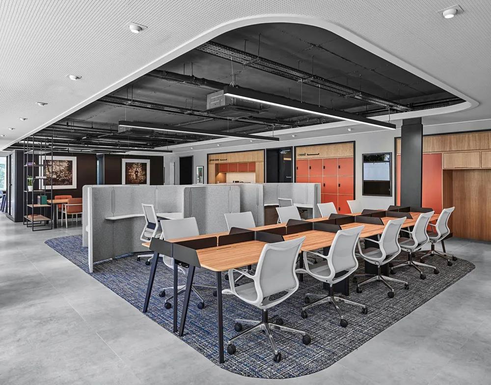 辦公室(shi)槕椅(yi)定製時(shí)註意事項(xiàng)