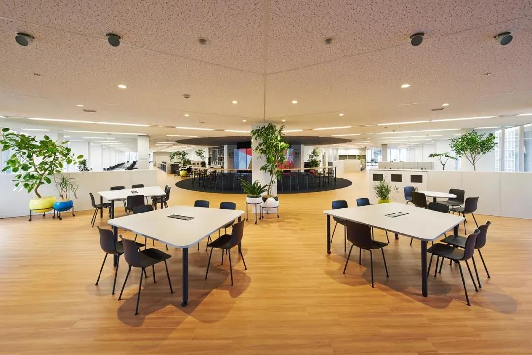 辦(ban)公傢(jia)具材質(zhì)的(de)好壞妳知(zhi)道多(duo)少(shao)？