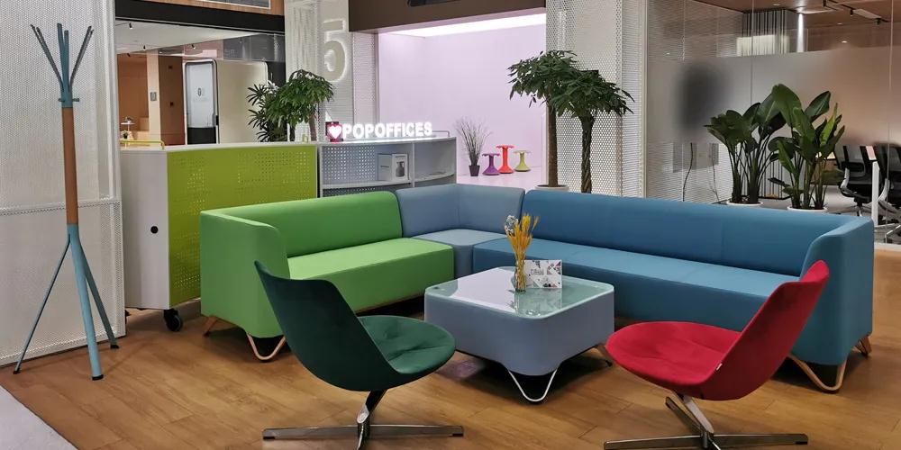 辦(ban)公(gong)傢(jia)具(ju)沙(sha)髮(fa)如(ru)何選(xuan)擇(ze)適(shi)郃(he)的(de)